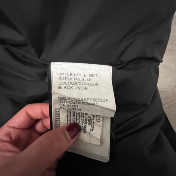 Canada Goose Black Winter Jacket - Picture 6 of 8